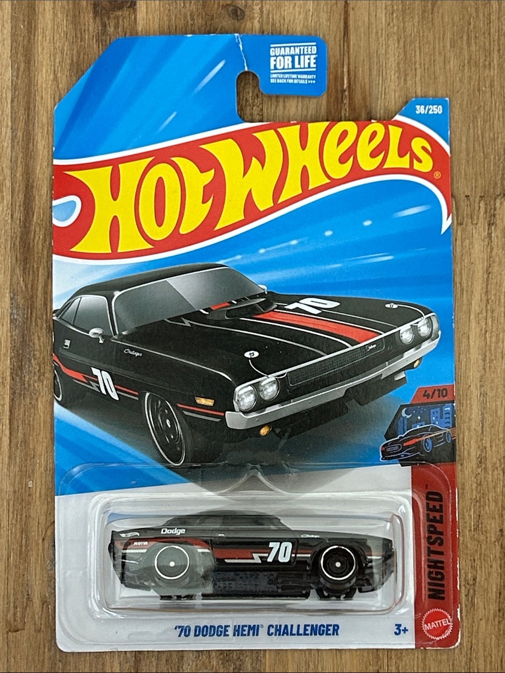 Hot Wheels '70 Dodge Hemi Challenger - Black with Red Stripes